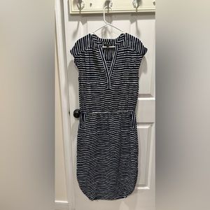 Banana Republic, 14, Striped V-Neck Patio Dress with Pockets